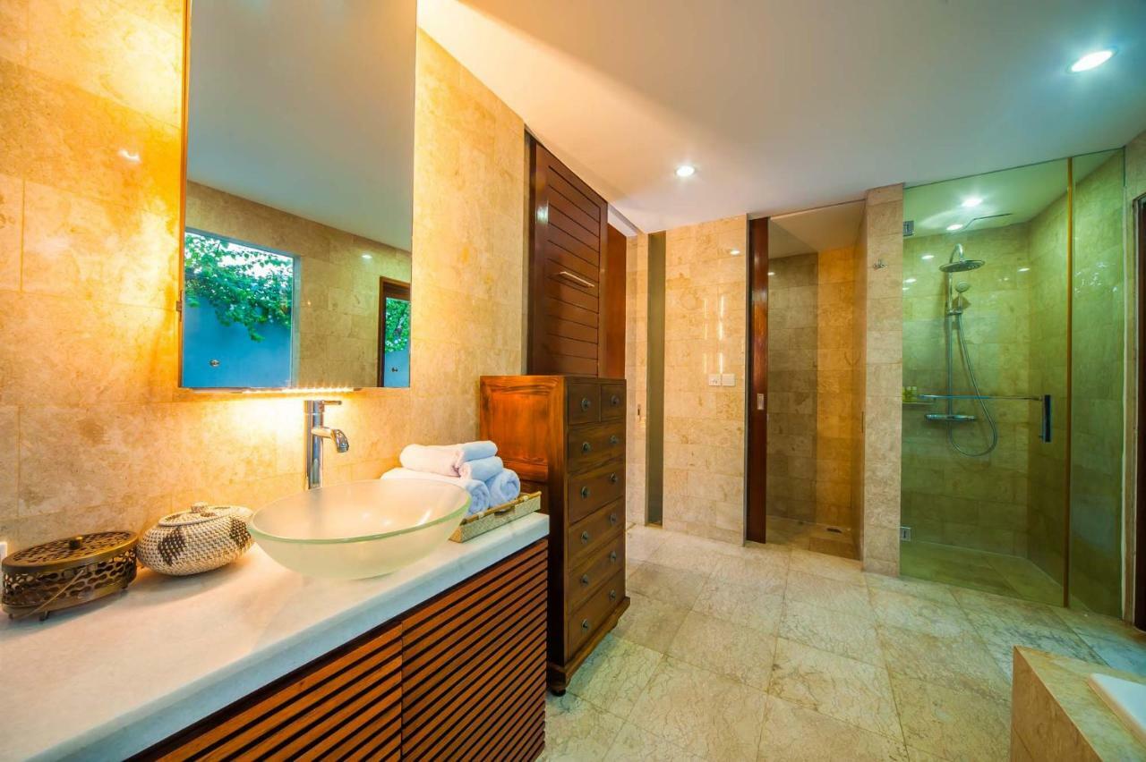 Villa Kaya Sanur Exteriör bild
